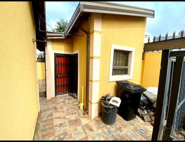 0 BEDROOM PROPERTY TO RENT IN ZONDI